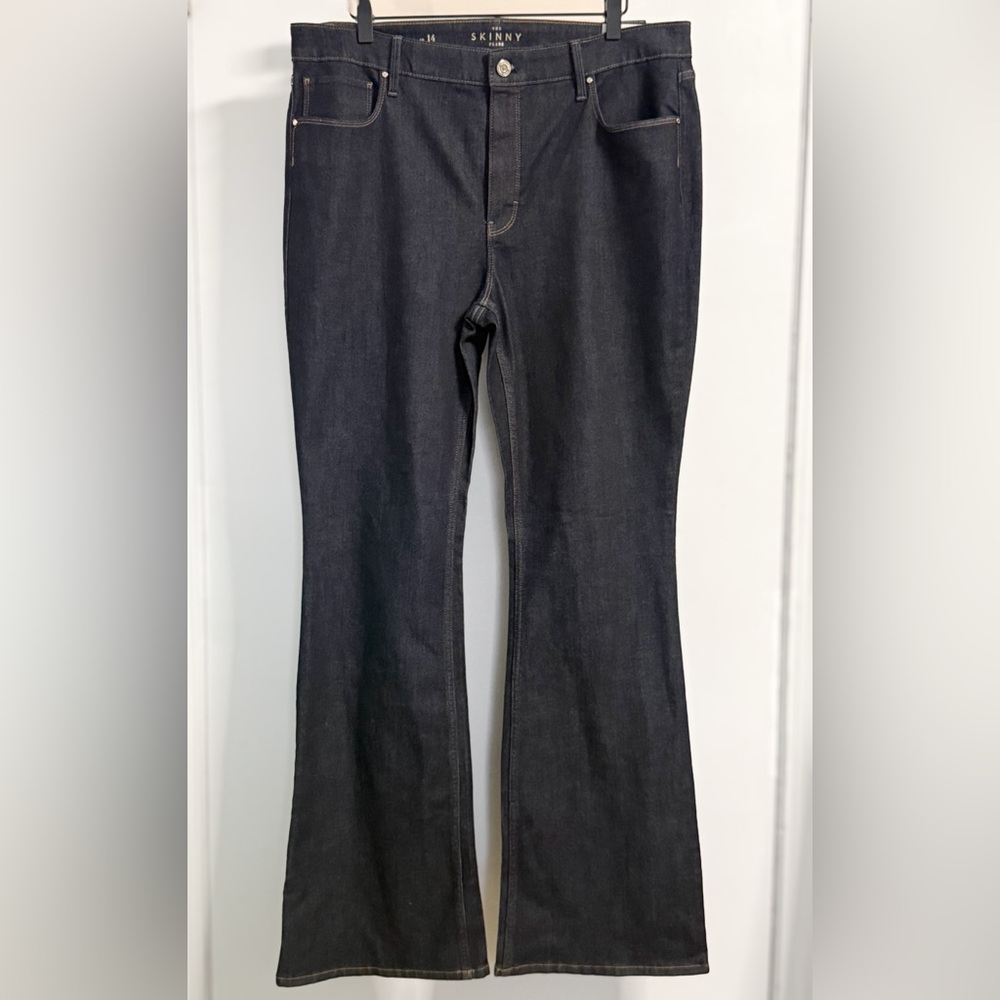 WHBM Sculpt High Rise Flare Jeans 14R Dark Rinse NWT Stretch Denim